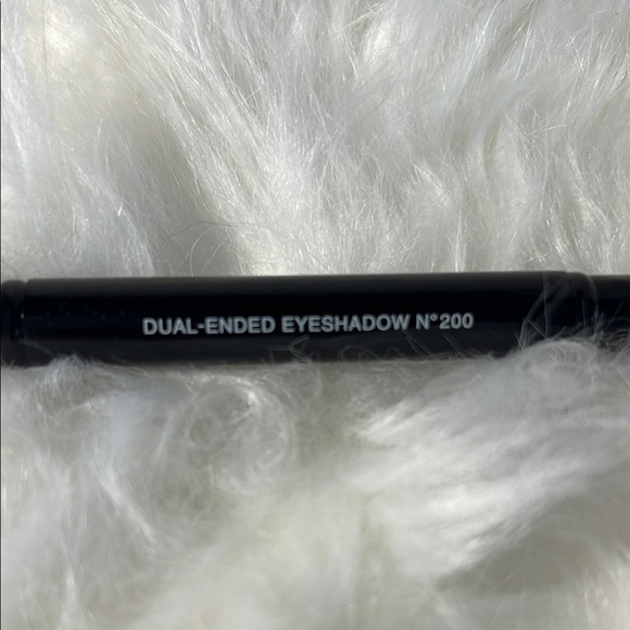 Chanel Yellow 3 Brush Set and Case Les Codes de Pinceaux Brand New. kk469 - Picture 7 of 14